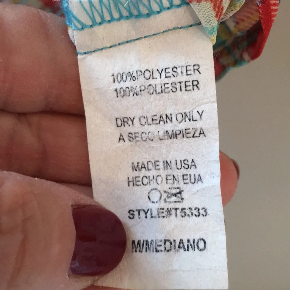 Adorable summer top! - Picture 6 of 6